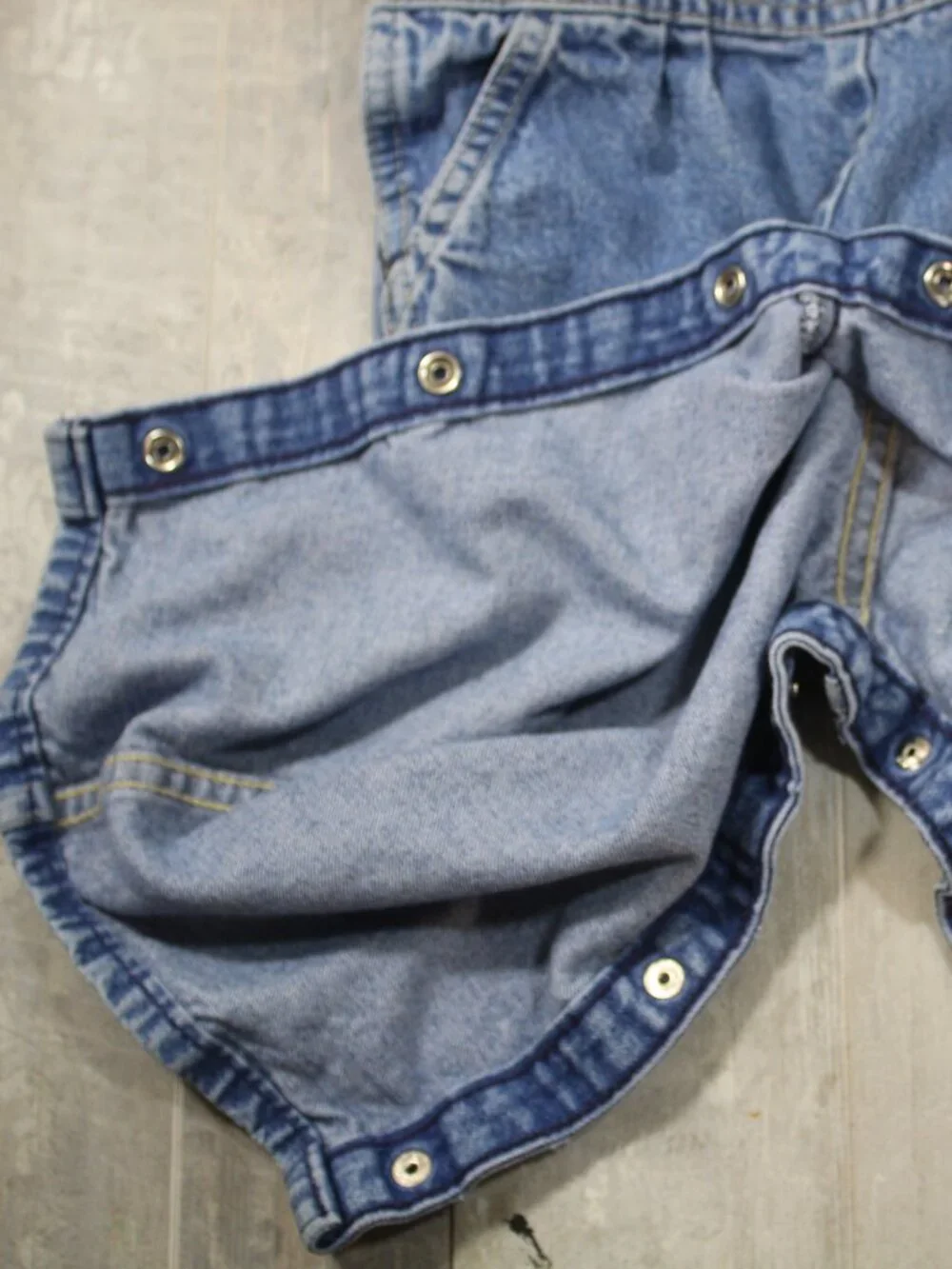 Vintage Oshkosh B'Gosh Size- 24 months Jeans Overalls/w Button snaps opening